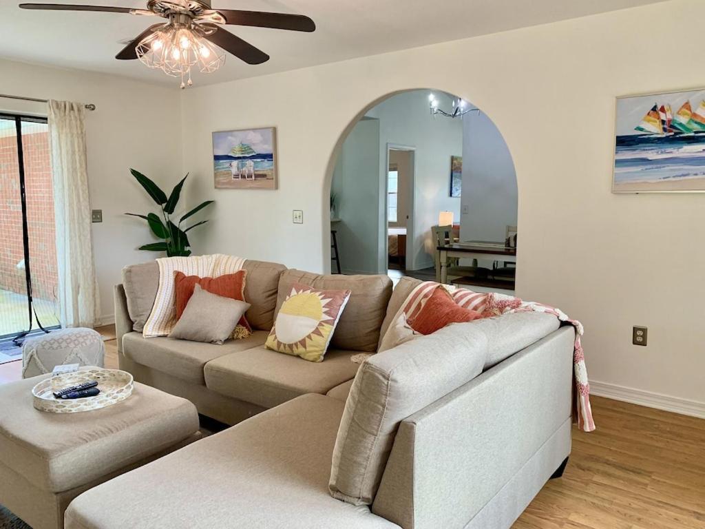 New! Close To Beach, Cozy, New Beds & Family Friendly Navarre Εξωτερικό φωτογραφία
