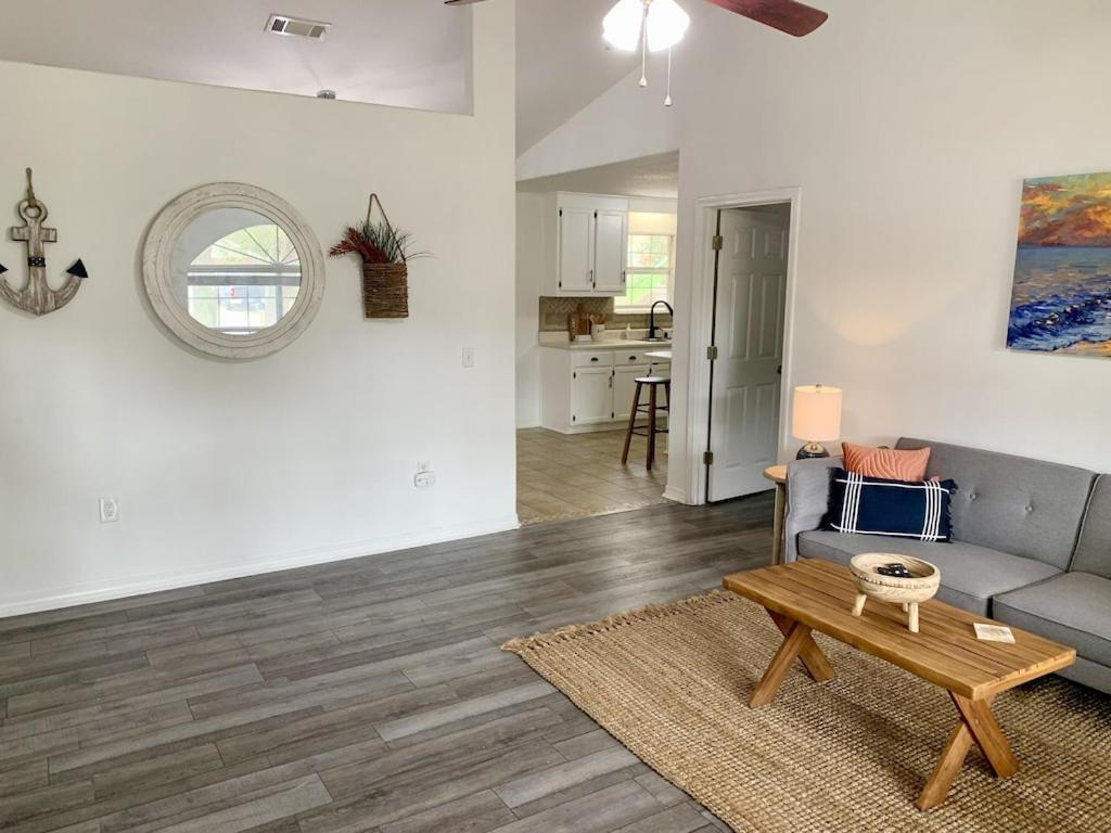 New! Close To Beach, Cozy, New Beds & Family Friendly Navarre Εξωτερικό φωτογραφία